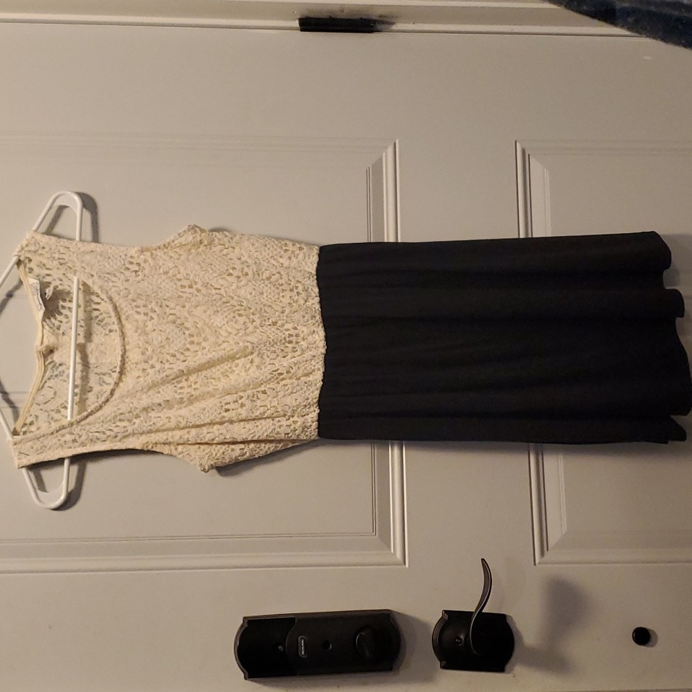 Junior's Medium Dress